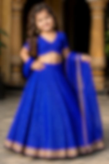 Navy Blue Georgette Bandhani Printed Lehenga Set For Girls by House Of Jamoti Kids at Pernia's Pop Up Shop