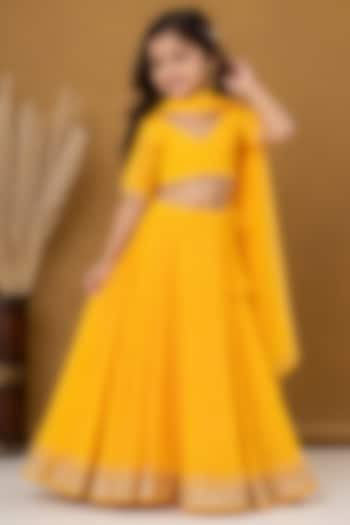 Haldi Yellow Georgette Bandhani Printed Lehenga Set For Girls by House Of Jamoti Kids at Pernia's Pop Up Shop
