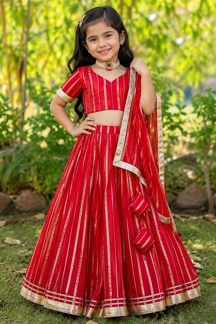 Red Viscose Georgette Zari Embroidered Lehenga Set For Girls by House Of Jamoti Kids at Pernia's Pop Up Shop