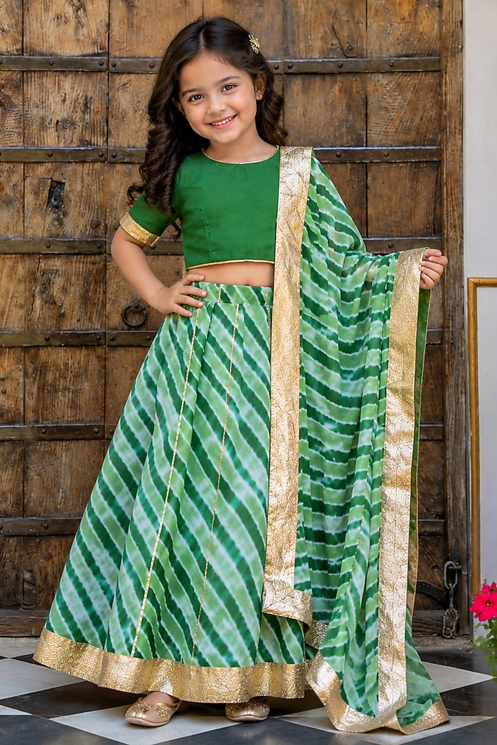 Green Viscose Georgette Leheriya Lehenga Set For Girls by House Of Jamoti Kids at Pernia's Pop Up Shop