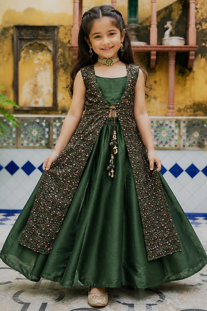 Green Upada Silk Organza Skirt Set For Girls by House Of Jamoti Kids at Pernia's Pop Up Shop