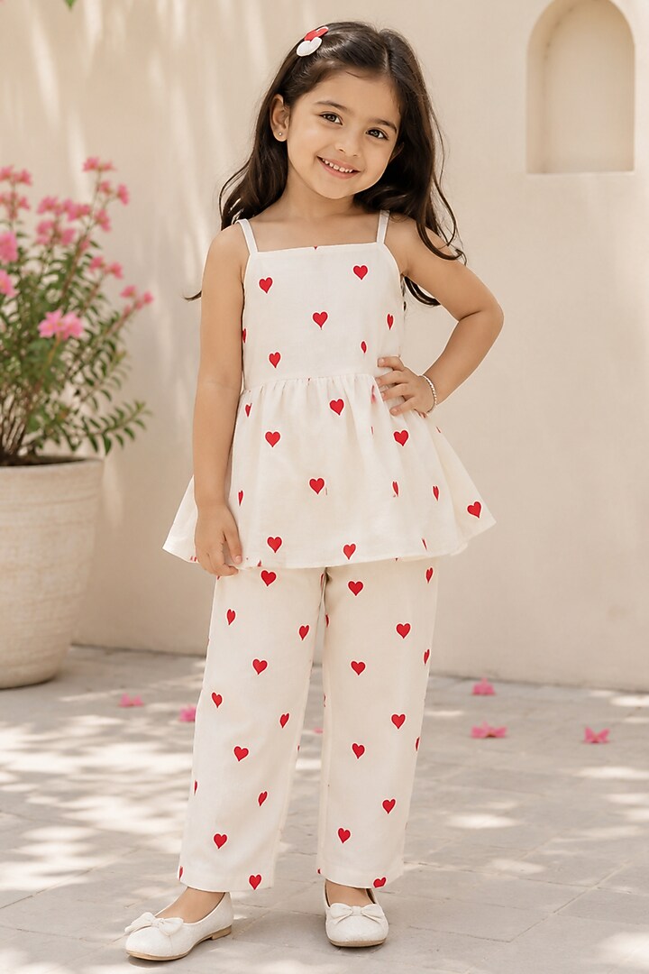 Off-White Cotton Heart Embroidered Co-Ord Set For Girls by House Of Jamoti Kids at Pernia's Pop Up Shop