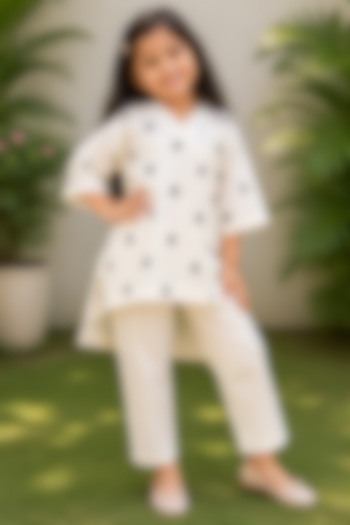 Beige Cotton Printed Co-Ord Set For Girls by House Of Jamoti Kids at Pernia's Pop Up Shop