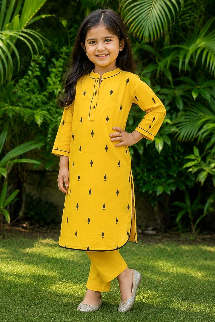 Yellow Kora Cotton Embroidered Co-Ord Set For Girls by House Of Jamoti Kids at Pernia's Pop Up Shop