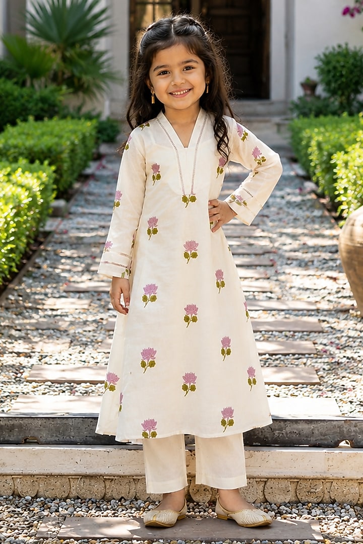Lilac Cotton Floral Embroidered Co-Ord Set For Girls by House Of Jamoti Kids at Pernia's Pop Up Shop