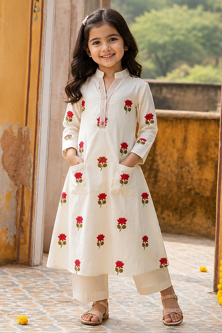 Pink Cotton Floral Embroidered Co-Ord Set For Girls by House Of Jamoti Kids at Pernia's Pop Up Shop