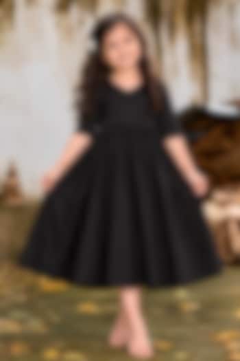 Black Linen Dress For Girls by House Of Jamoti Kids at Pernia's Pop Up Shop