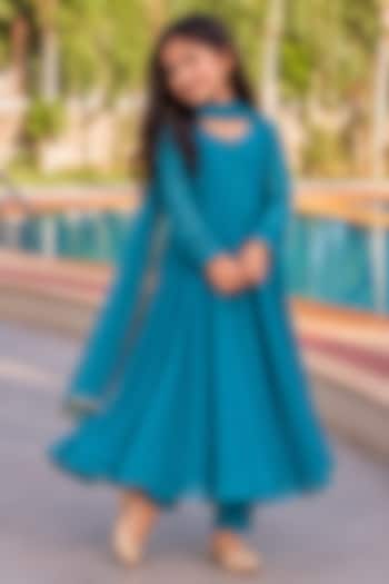 Pastel Green Georgette Gota Lace Embellished Anarkali Set For Girls by House Of Jamoti Kids at Pernia's Pop Up Shop