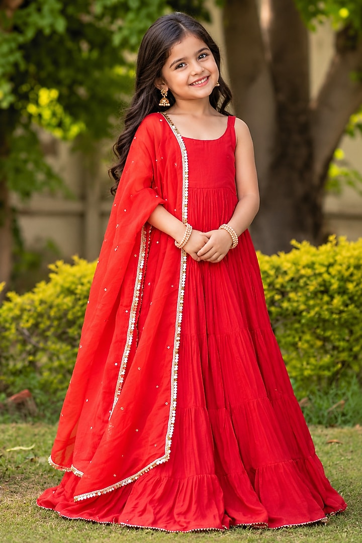 Red Muslin Hand Work Tiered Anarkali Set For Girls by House Of Jamoti Kids at Pernia's Pop Up Shop
