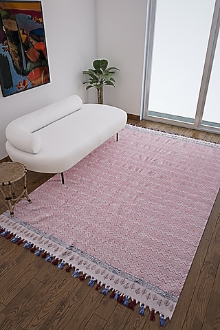 White Chevron Pattern Rug by Jaipur Rugs