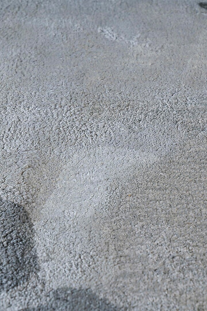 Medium Grey & Charcoal Slate Viscose Rug by Jaipur Rugs at Pernia's Pop Up Shop