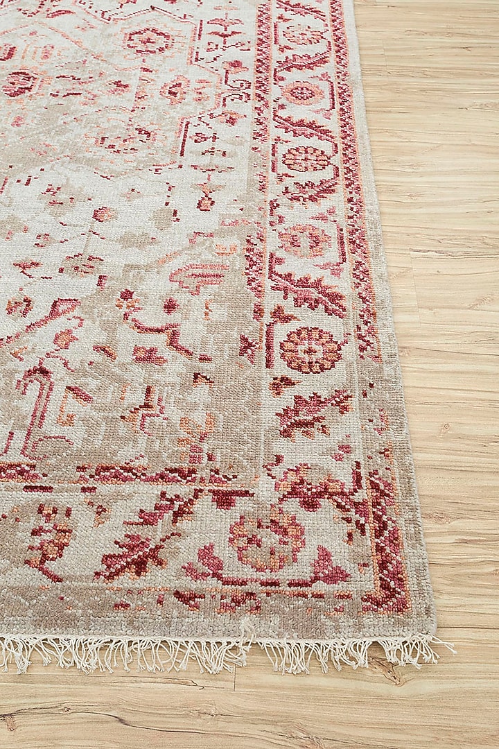Antique White Hand Knotted Wool Rug by Jaipur Rugs at Pernia's Pop Up Shop