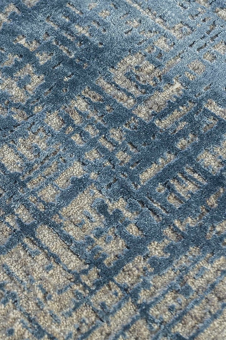 Soft Grey Wool Hand Knotted Rug by Jaipur Rugs at Pernia's Pop Up Shop