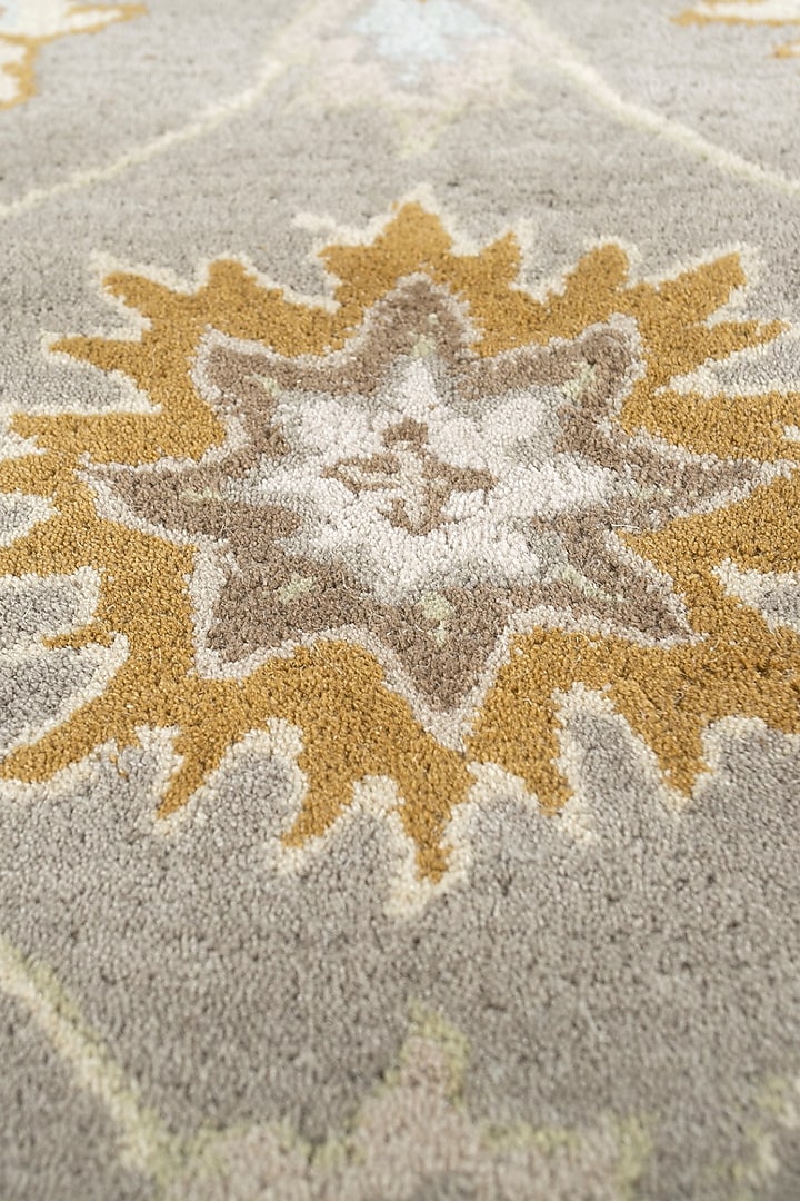Silver Grey Wool Yarn Hand Tufted Rug by Jaipur Rugs at Pernia's Pop Up Shop