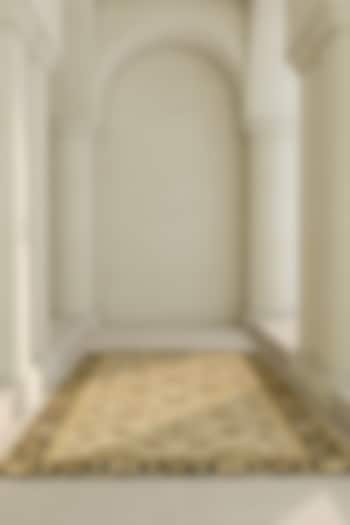 Beige Wool Yarn Hand Tufted Rug by Jaipur Rugs at Pernia's Pop Up Shop