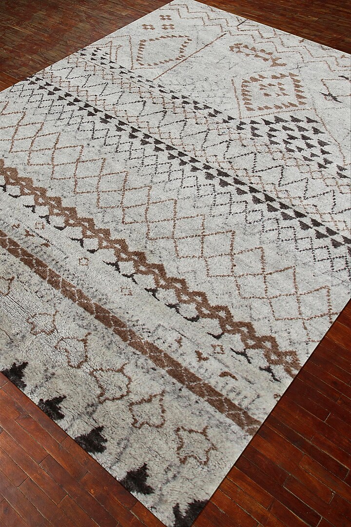Light Camel Jute Yarn Rug by Jaipur Rugs at Pernia's Pop Up Shop