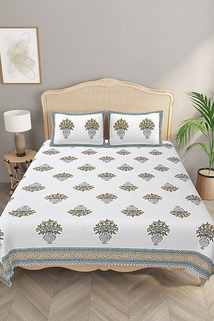 White & Grey Cotton Printed Double Bedsheet Set by Jaipur Gate
