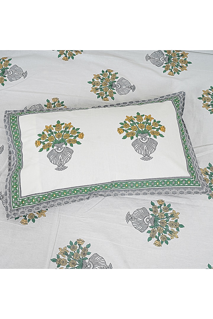 White & Grey Cotton Printed Double Bedsheet Set by Jaipur Gate at Pernia's Pop Up Shop