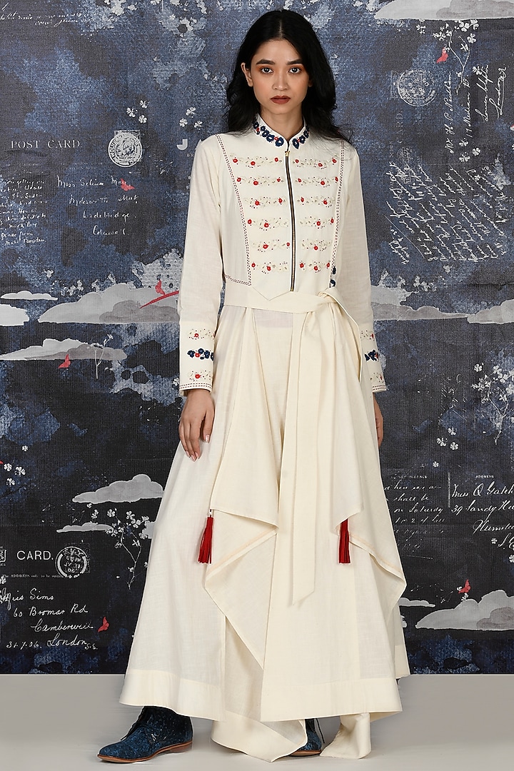 Ivory Embroidered Kurta With Pants by Jajaabor