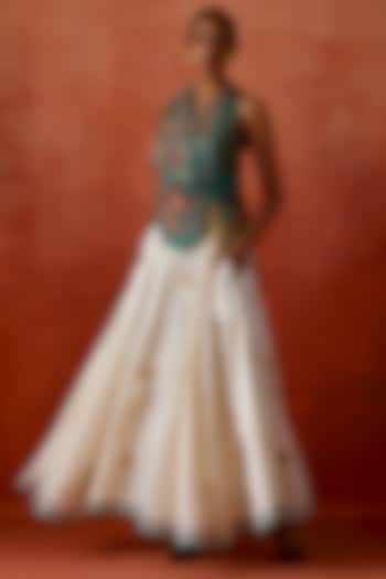 Ivory Chanderi 3D Floral Skirt Set by Jajaabor at Pernia's Pop Up Shop