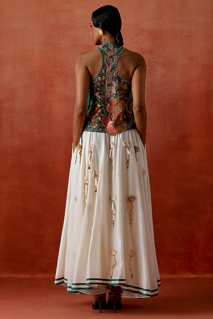 Ivory Chanderi 3D Floral Skirt Set by Jajaabor at Pernia's Pop Up Shop