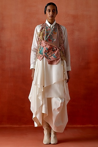 Old Rose & Teal Silk Chanderi Embroidered Jacket Set by Jajaabor