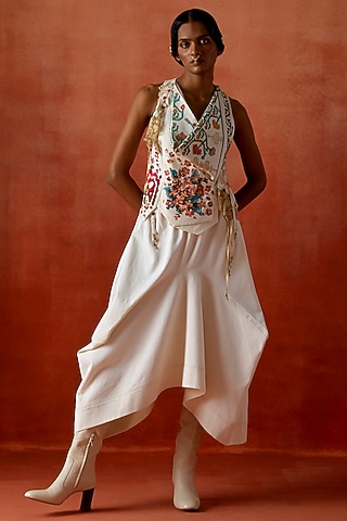 Ivory Silk Chanderi Engineered Embroidered Jacket Set by Jajaabor