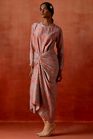 Coral Chanderi Pull-Up Knotted Dress by Jajaabor