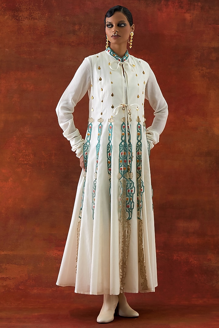 Ivory Silk Chanderi Embroidered Kalidar Kurta by Jajaabor at Pernia's Pop Up Shop