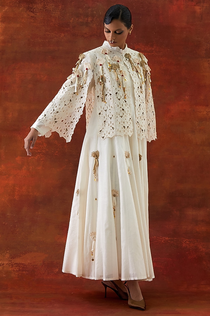 Ivory Silk Chanderi Cutwork & Embroidered Cape Set by Jajaabor at Pernia's Pop Up Shop