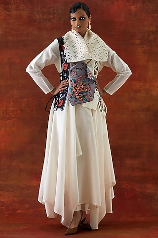 Ivory Silk Chanderi Jacket Set by Jajaabor