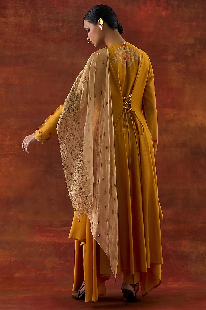 Yellow Silk Chanderi & Gold Tissue Embroidered Draped Kurta Set by Jajaabor at Pernia's Pop Up Shop