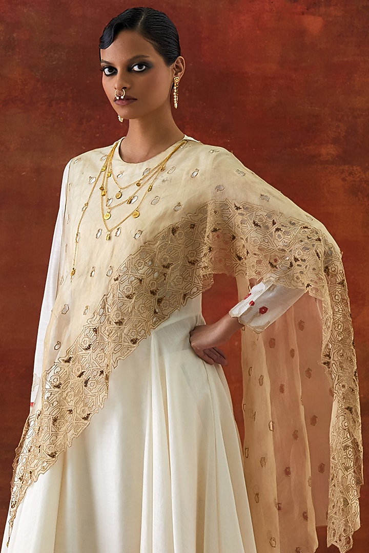 Ivory Silk Chanderi & Gold Tissue Embroidered Draped Kurta Set by Jajaabor at Pernia's Pop Up Shop