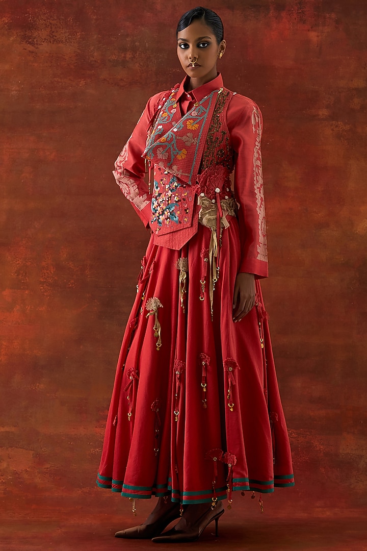 Coral Silk Chanderi Embroidered Jacket Set by Jajaabor at Pernia's Pop Up Shop