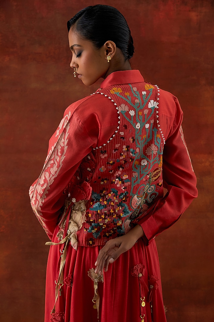 Coral Silk Chanderi Embroidered Jacket Set by Jajaabor at Pernia's Pop Up Shop