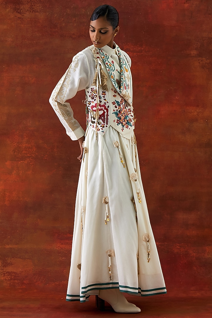 Ivory Silk Chanderi Embroidered Jacket Set by Jajaabor at Pernia's Pop Up Shop