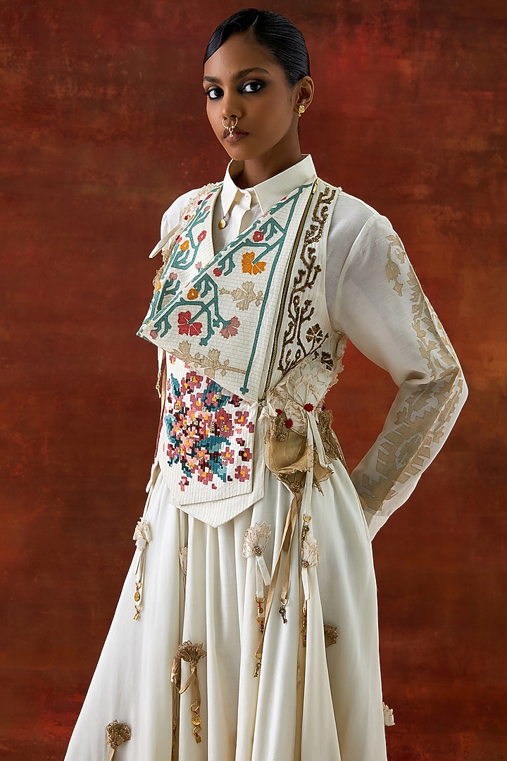 Ivory Silk Chanderi Embroidered Jacket Set by Jajaabor at Pernia's Pop Up Shop