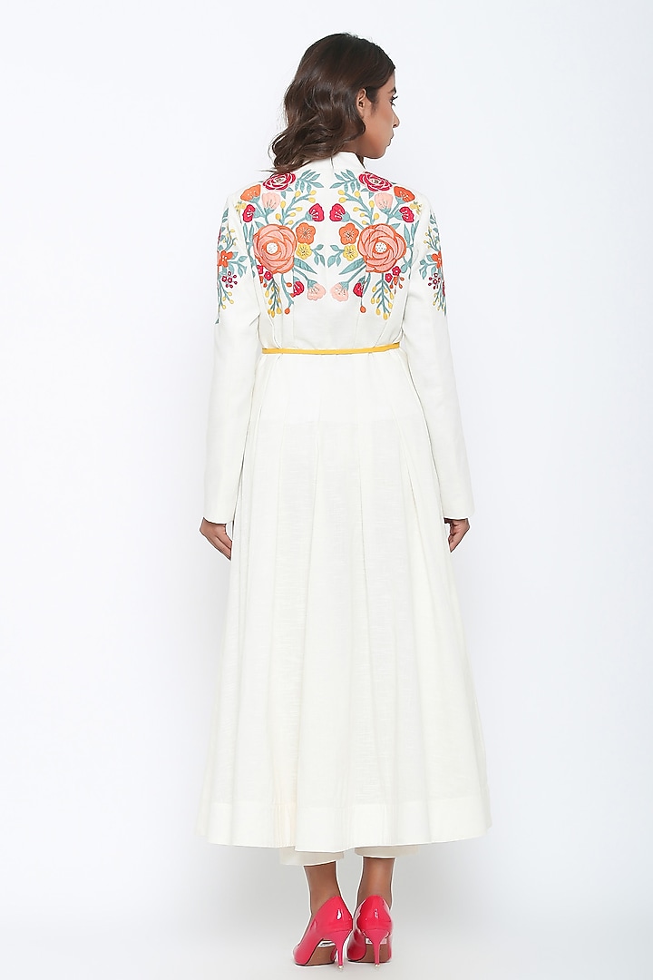 Ivory Pleated Kurta With Pants & Belt by Jajaabor at Pernia's Pop Up Shop