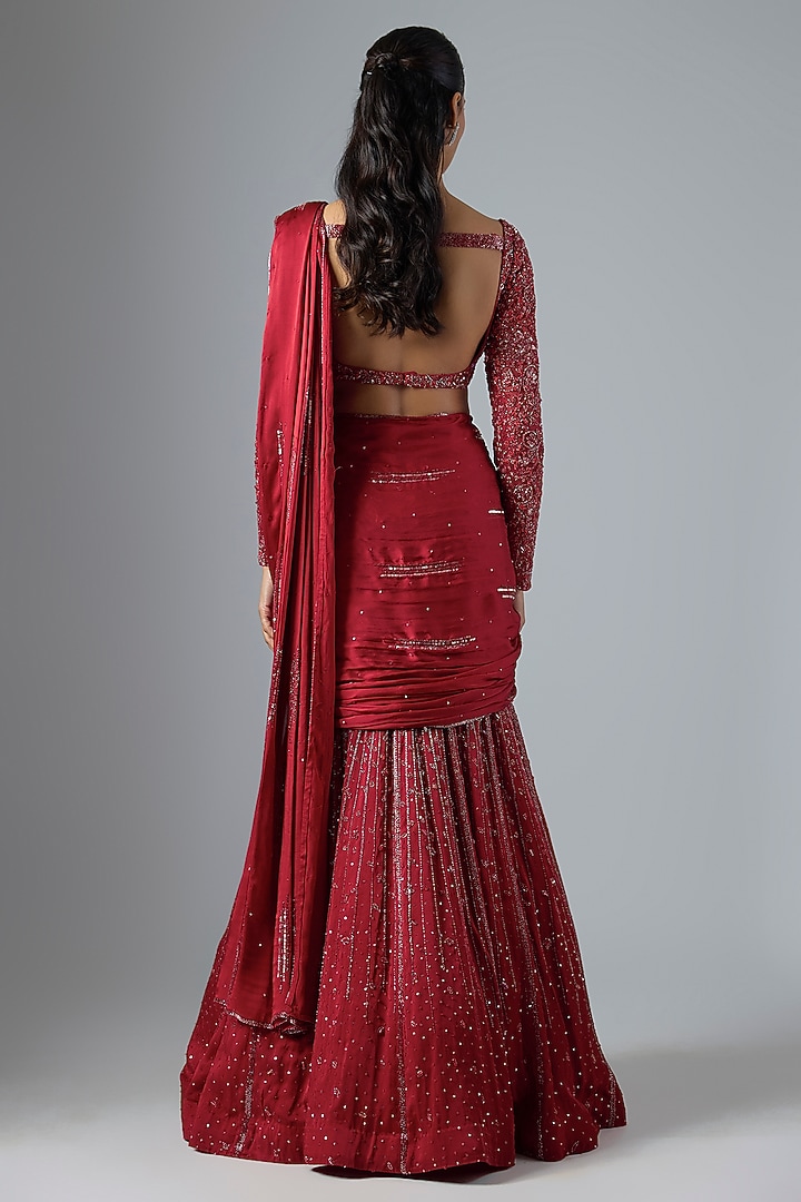 Red Soft Net & Satin Georgette Draped Reception Lehenga Saree Set by Jayesh & Kaajal Shah at Pernia's Pop Up Shop