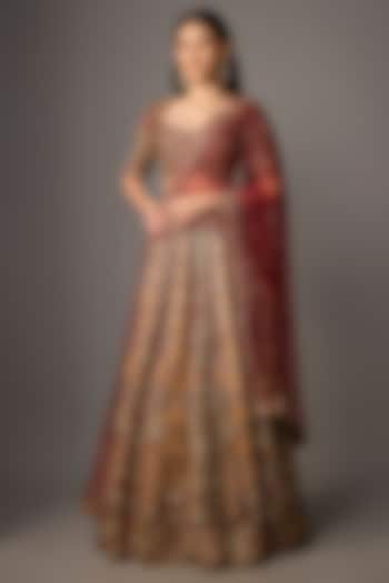 Maroon Silk Gold Embroidered Bridal Lehenga Set by Jayesh & Kajal Shah at Pernia's Pop Up Shop
