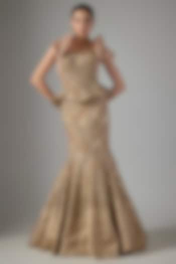 Blush Pink & Golden Copper Shimmer Georgette Bridal Lehenga Set by Jayesh & Kajal Shah at Pernia's Pop Up Shop