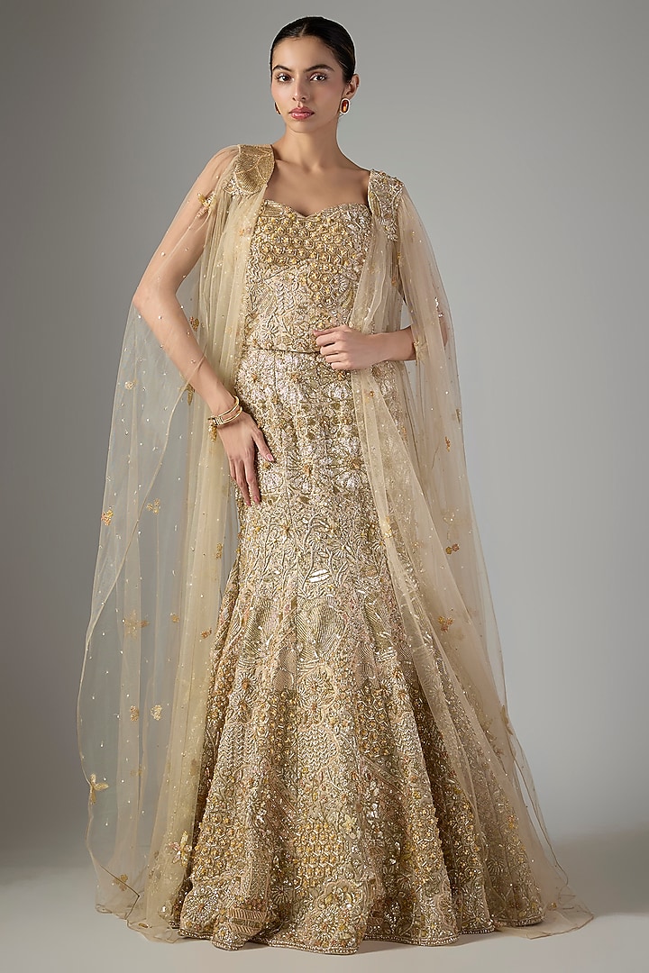 Golden Shimmer & Soft Net Bridal Lehenga Set by Jayesh & Kajal Shah at Pernia's Pop Up Shop