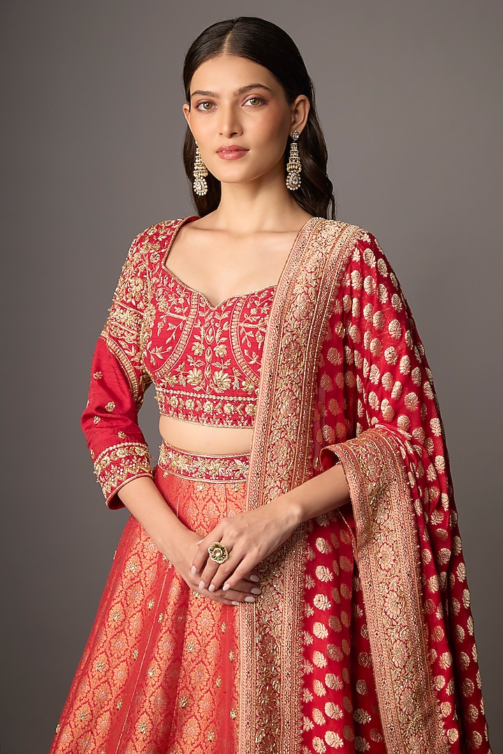 Red Silk Brocade Embroidered Bridal Lehenga Set by Jayesh & Kaajal Shah at Pernia's Pop Up Shop