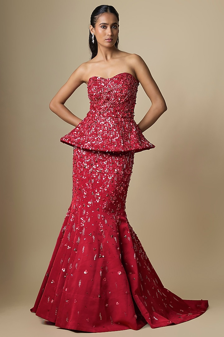 Red Satin Georgette Crystal Embroidered Mermaid Skirt Set by Jayesh & Kajal Shah at Pernia's Pop Up Shop
