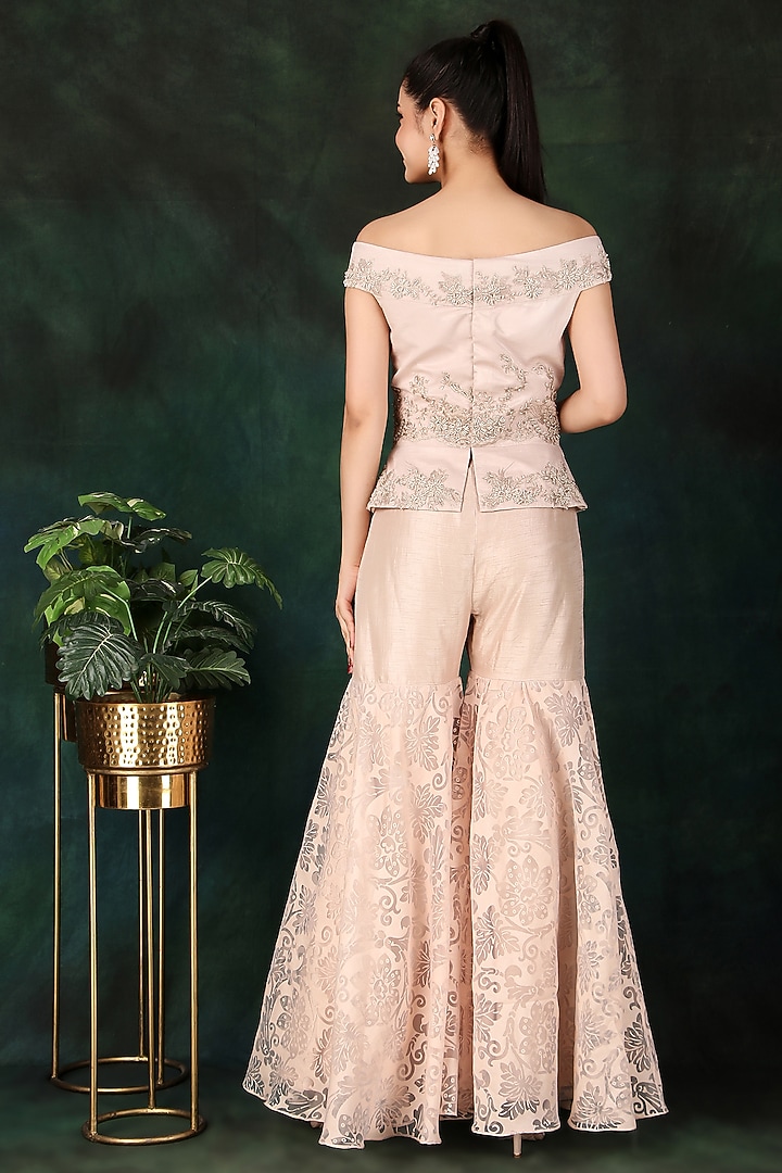Onion Pink Organza Cutdana Work Kurta Set by Nidhi Kejriwal at Pernia's Pop Up Shop