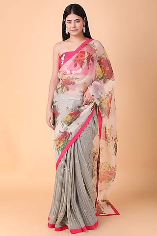 Green Crushed & Organza Floral Saree Set by Nidhi Kejriwal
