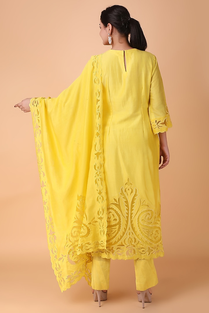 Yellow Chanderi Silk Cutwork Kurta Set by Nidhi Kejriwal at Pernia's Pop Up Shop