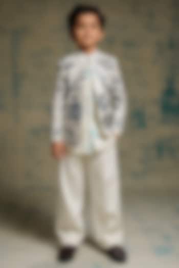 Ivory Linen Silk Zardosi Embroidered Indowestern Set For Boys by Jatin Malik Kids at Pernia's Pop Up Shop
