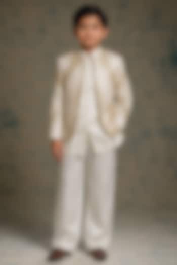 Ivory Linen Silk Zardosi Embroidered Indowestern Set For Boys by Jatin Malik Kids at Pernia's Pop Up Shop