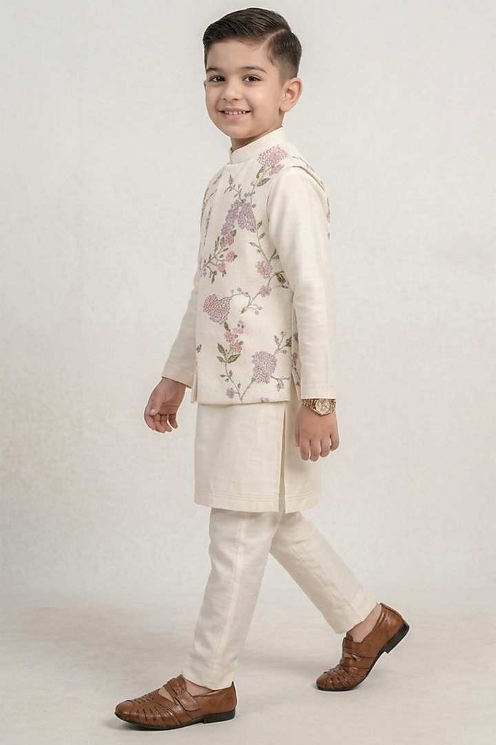 Ivory Slub Silk Floral Embroidered Nehru Jacket Set For Boys by Jatin Malik Kids at Pernia's Pop Up Shop